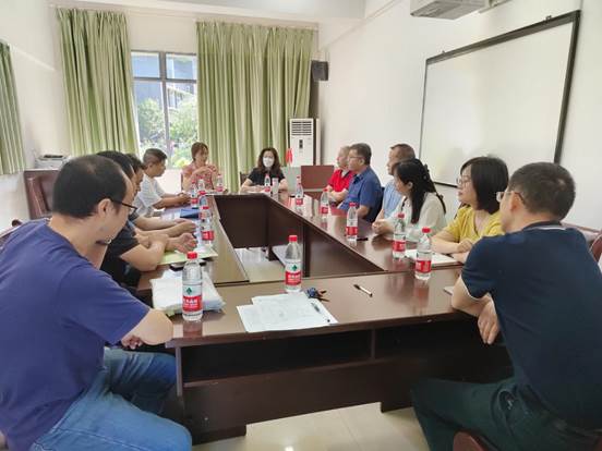 5月13日工会召开非编职工座谈会