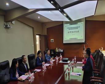 说明: -7ae050b30e3350bb_edit_14453529760814